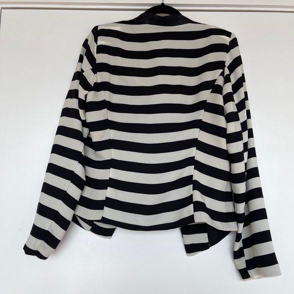 NWT Striped Lightweight Blazer (L) - Picture 5 of 7